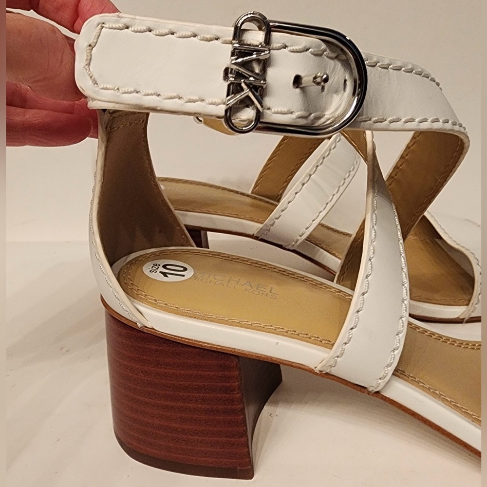 Michael Kors Ashton Crisscross Sandals Women’s White Size 10 - Picture 9 of 15